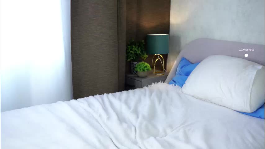 emmyleri Adult Chat October 14, 2025