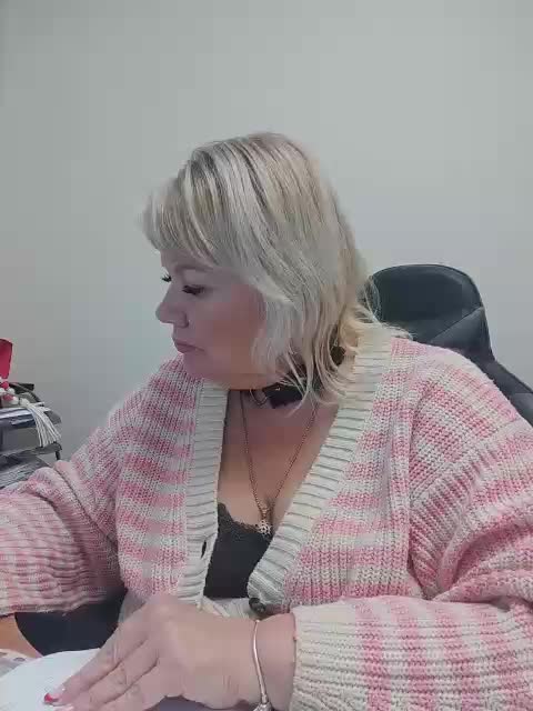 BESTija-1 Adult Chat October 14, 2025