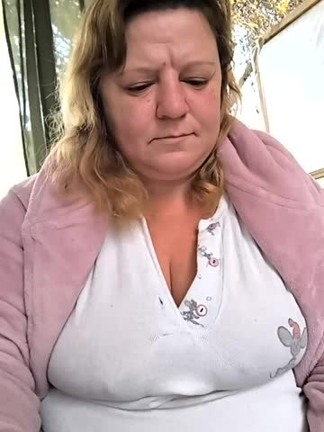 jusichka Adult Chat October 14, 2025