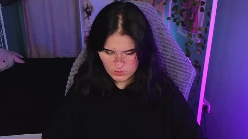 Dark_Shine Adult Chat October 14, 2025