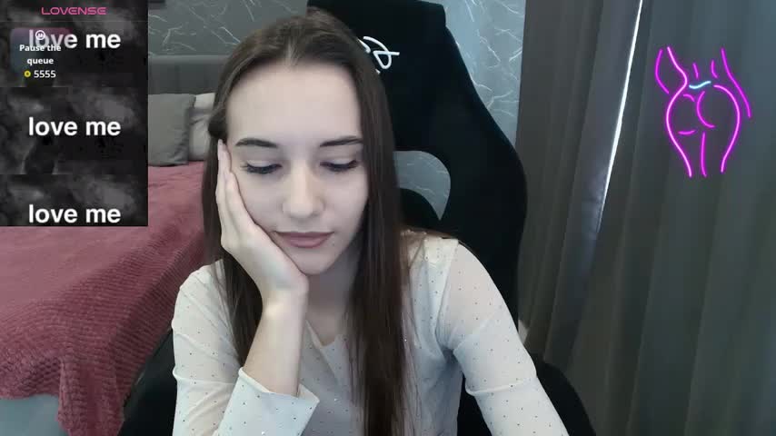 Alice_Weiss Adult Chat October 14, 2025