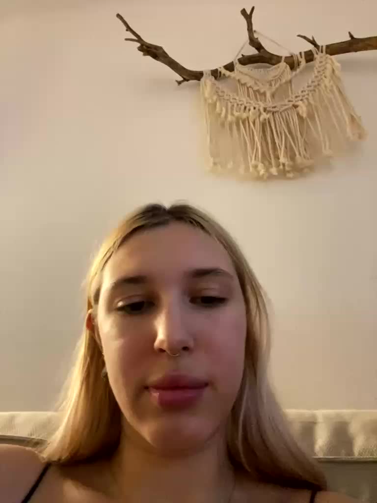 lina_wap Adult Chat October 14, 2025