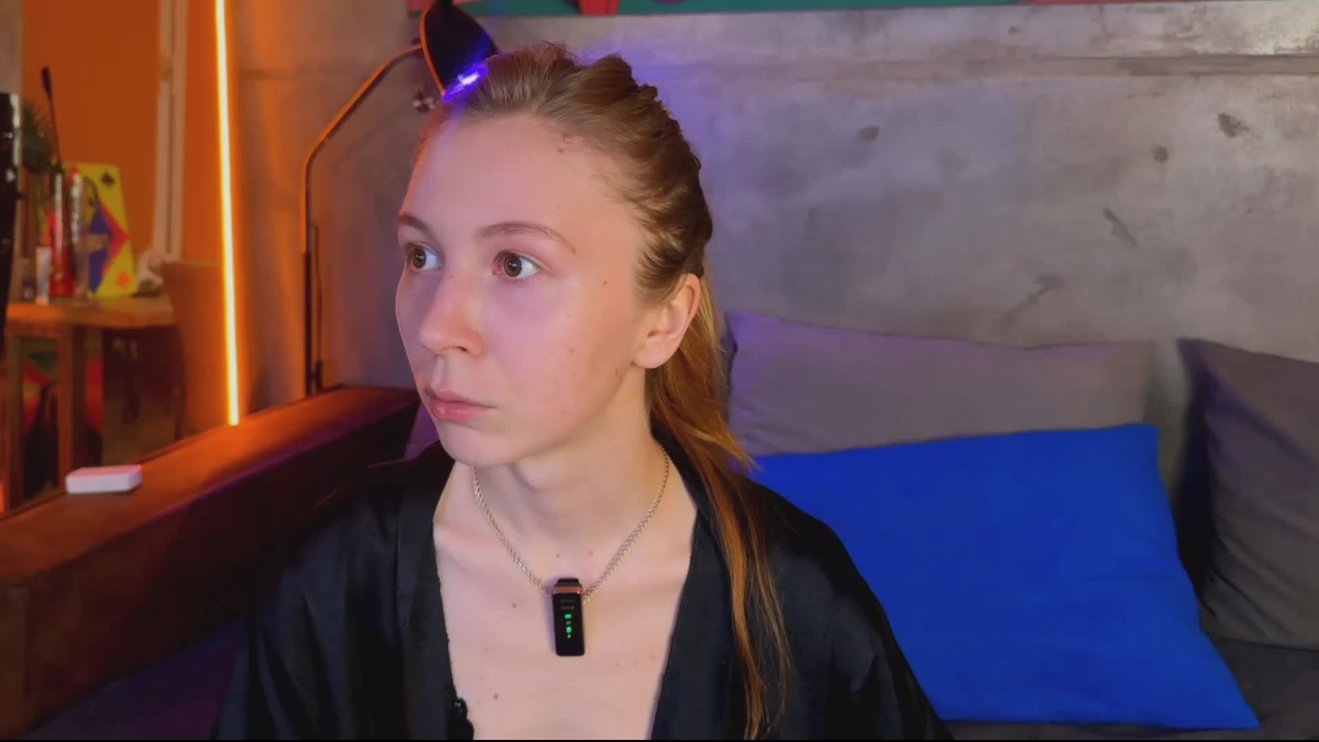 Na-izi Adult Chat October 12, 2025