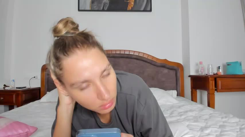 SofiClimbing Adult Chat October 14, 2025