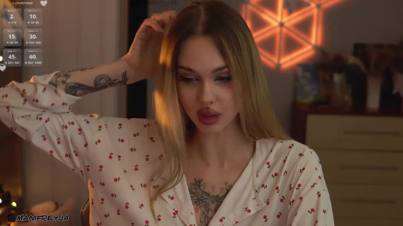 ManiFreyja Adult Chat October 14, 2025