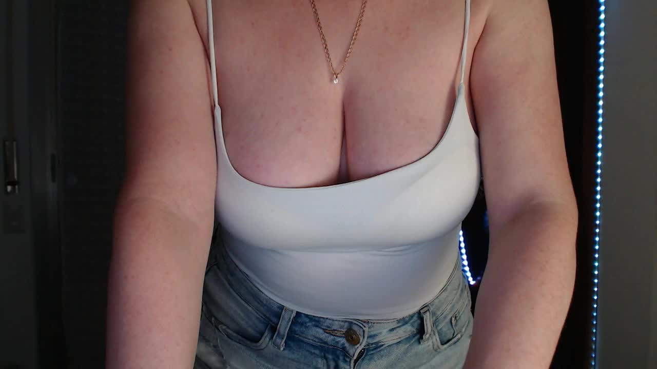 Alina-Lovely Adult Chat October 14, 2025