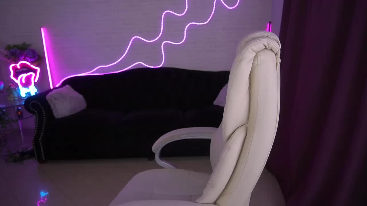 AmellyWhite Adult Chat October 14, 2025