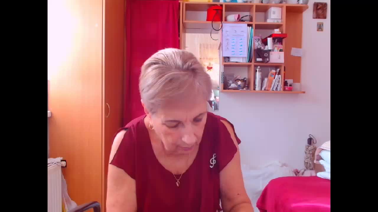 Victoria5643 Adult Chat October 14, 2025