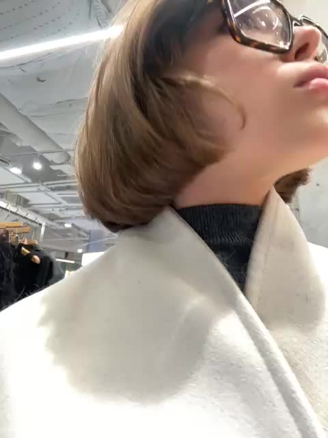 -Alessandra-21- Adult Chat October 14, 2025