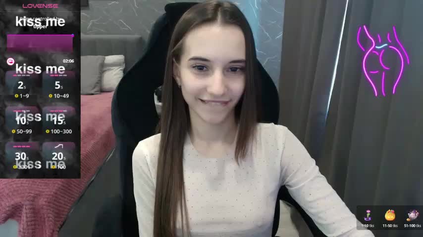 Alice_Weiss Adult Chat October 14, 2025