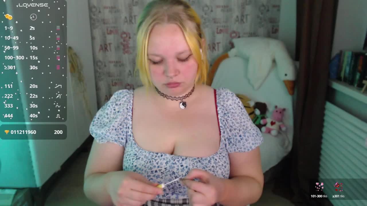 -MeooW- Adult Chat October 15, 2025