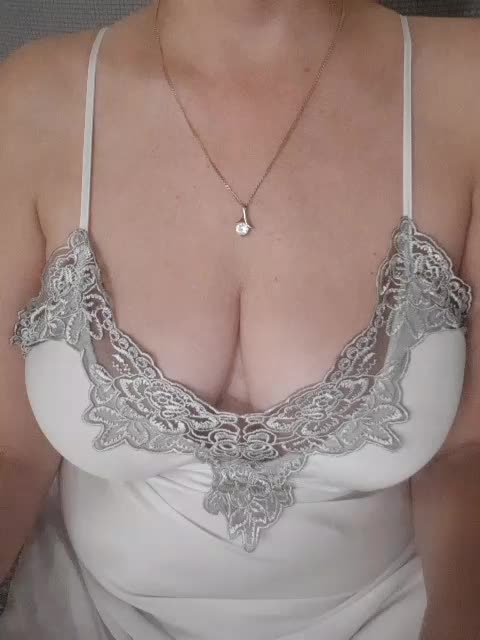 SexiestJess45 Adult Chat October 15, 2025