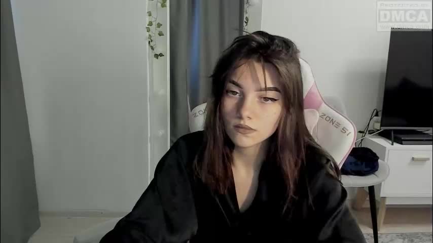 kesh_mne Adult Chat October 15, 2025