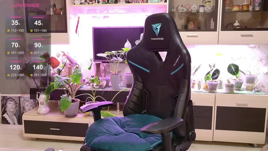 -Yourwoman- Adult Chat October 15, 2025