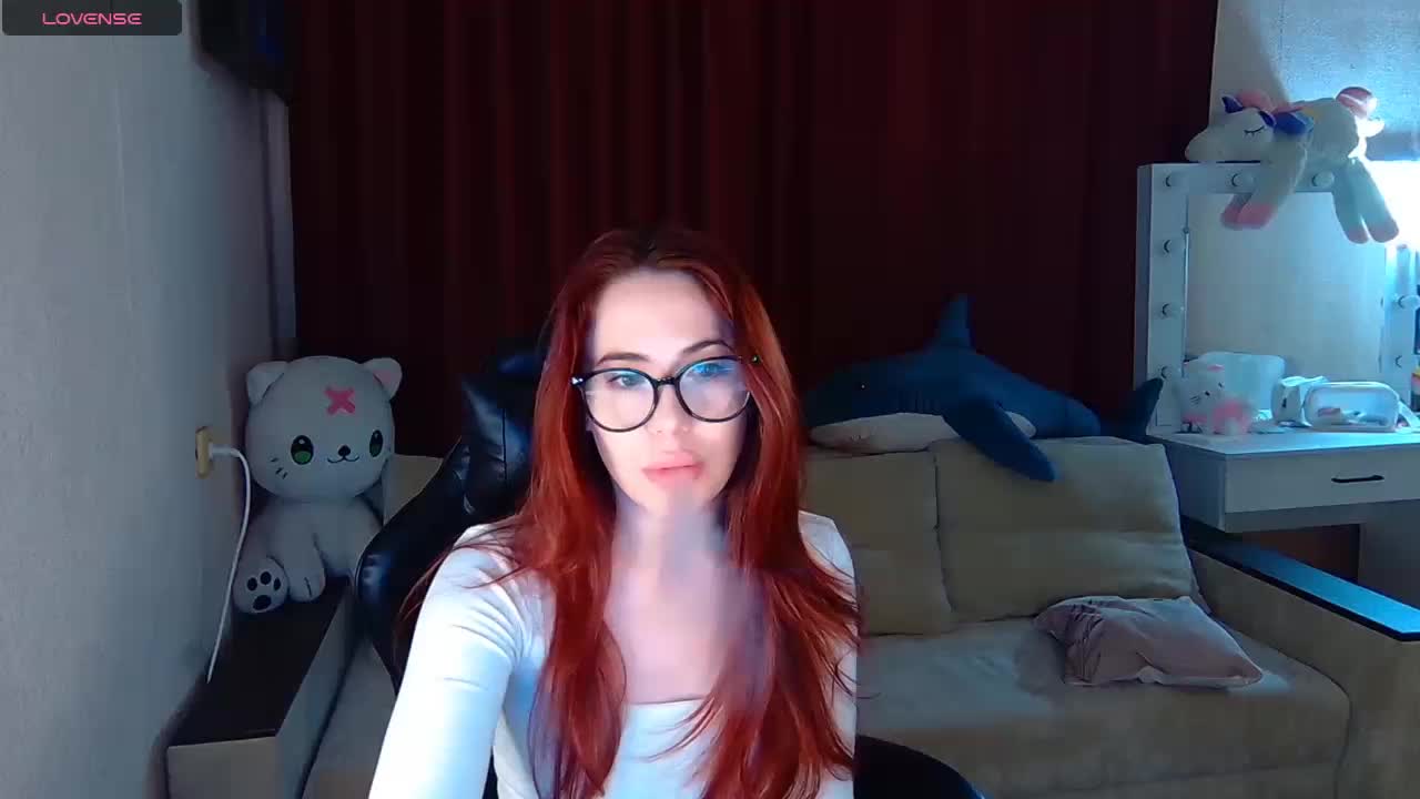 miss-alice- Adult Chat October 15, 2025