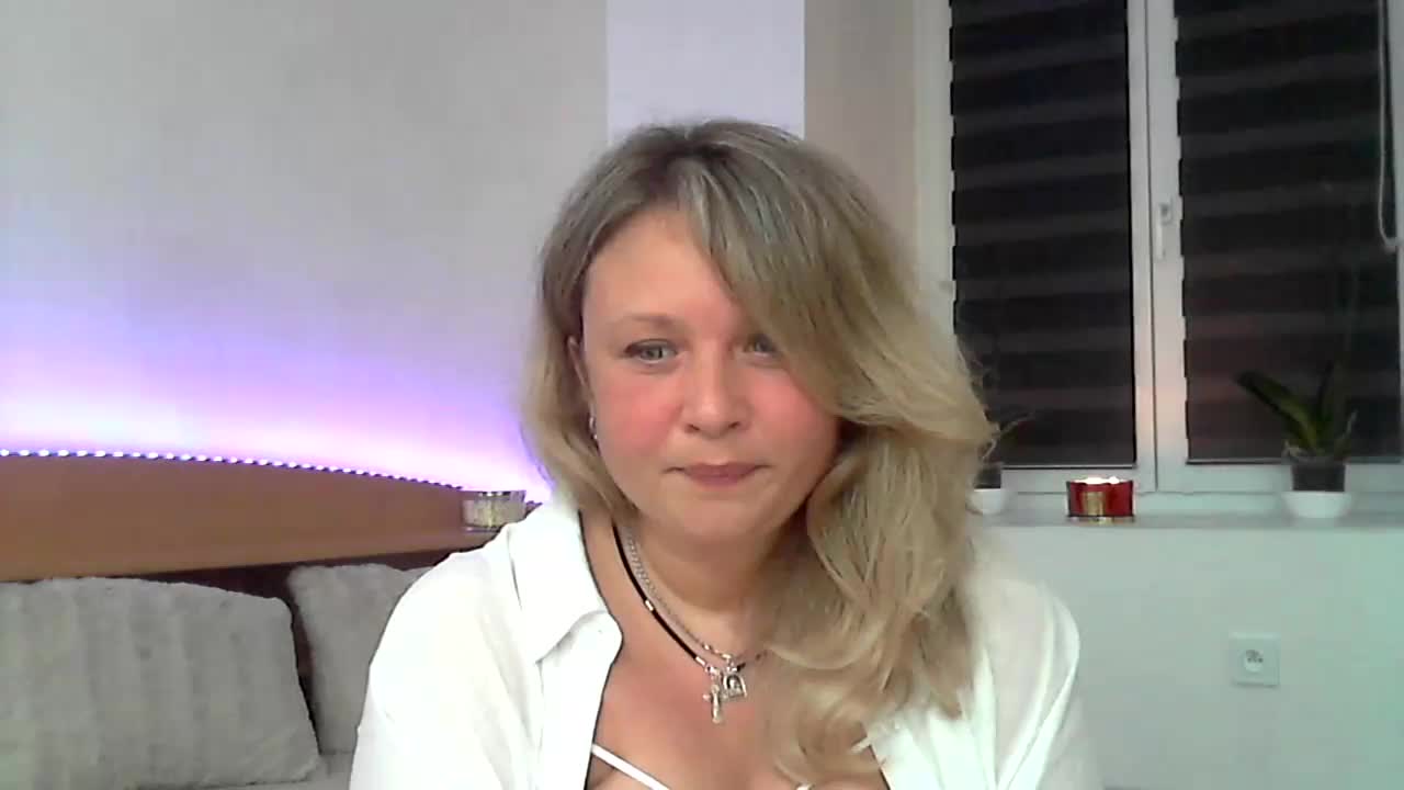 NERVOMOTINA Adult Chat October 15, 2025