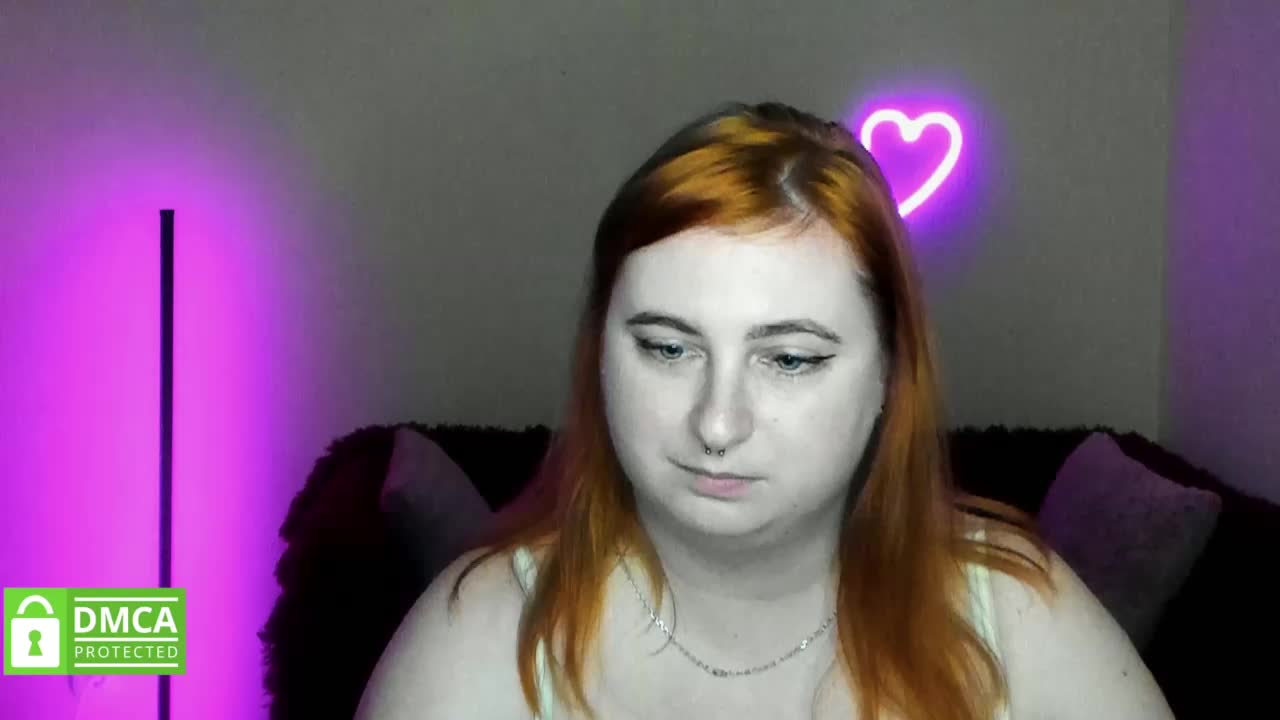 Aliciaredluv Adult Chat October 14, 2025