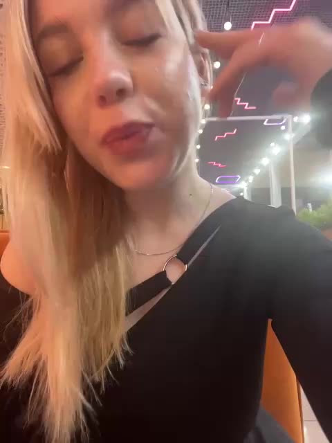 maksisy Adult Chat October 14, 2025