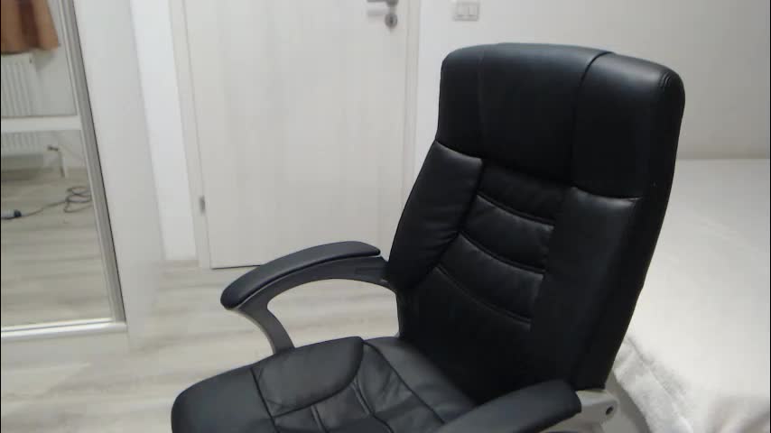 blue_eyes96 Adult Chat October 15, 2025