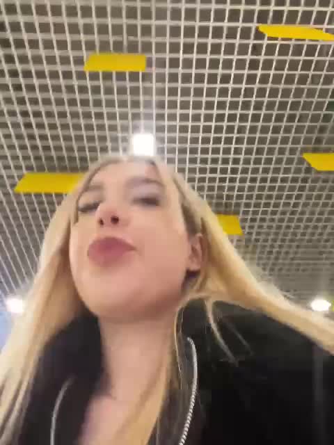 maksisy Adult Chat October 14, 2025