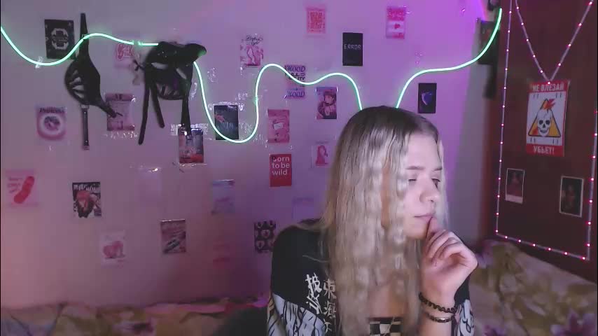 your_horny_friends Adult Chat October 15, 2025