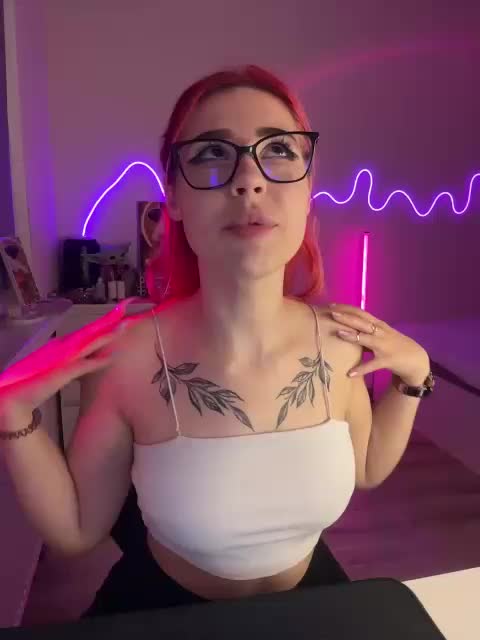 Aliisss Adult Chat October 14, 2025