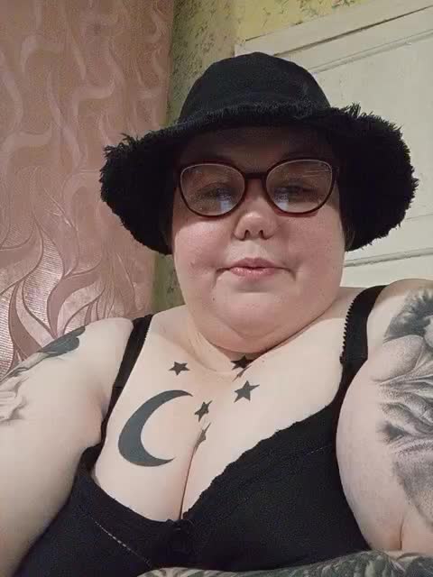 Svetlanka86 Adult Chat October 15, 2025