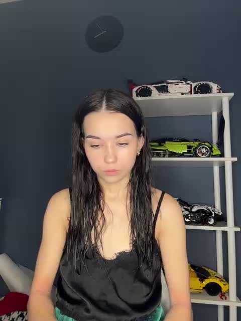 Akadori Adult Chat October 15, 2025