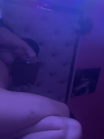 Flossy_Vettie Adult Chat October 15, 2025