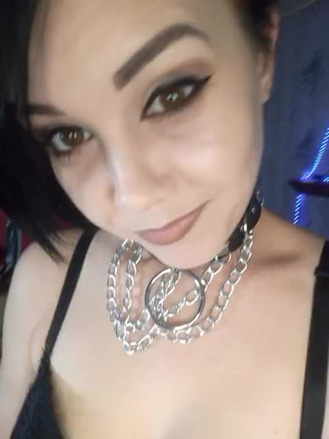 _Dia-Vik_ Adult Chat October 15, 2025