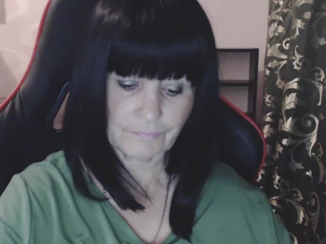 KatarinaGloss Adult Chat October 15, 2025