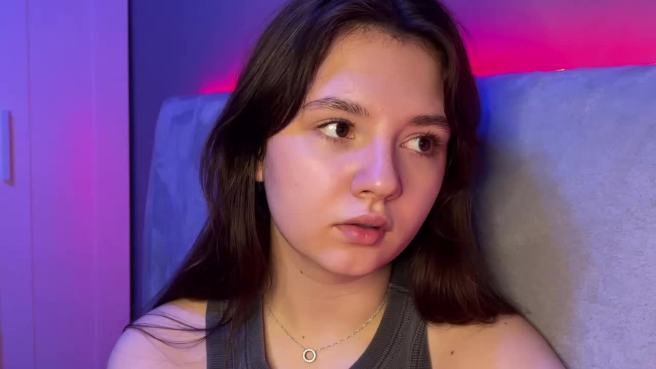 AlisaRichGold Adult Chat October 15, 2025