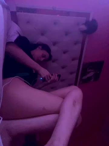 Flossy_Vettie Adult Chat October 15, 2025