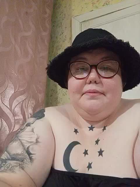 Svetlanka86 Adult Chat October 15, 2025