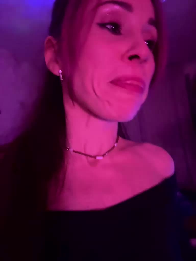 VIP17CoupleDream Adult Chat October 15, 2025