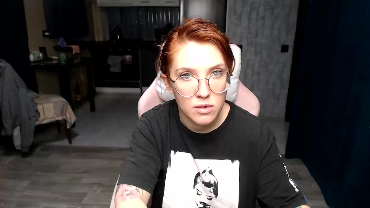 Regimasmile Adult Chat October 15, 2025