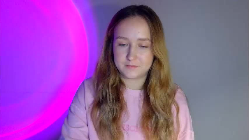 lulu_baby1 Adult Chat October 15, 2025