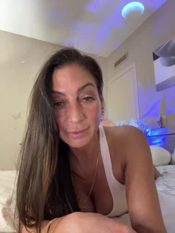 IrinkaGata Adult Chat October 15, 2025