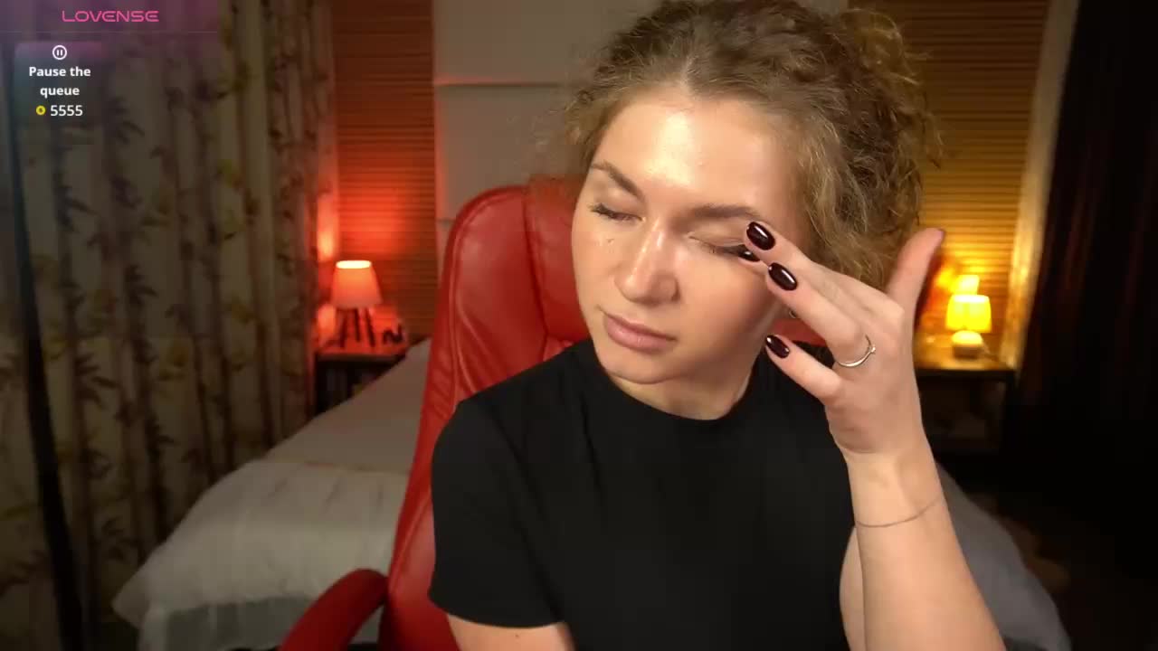 YoursGirlAlice Adult Chat October 15, 2025