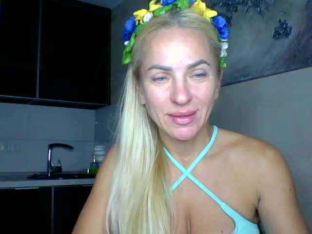 annamari1563 Adult Chat October 15, 2025