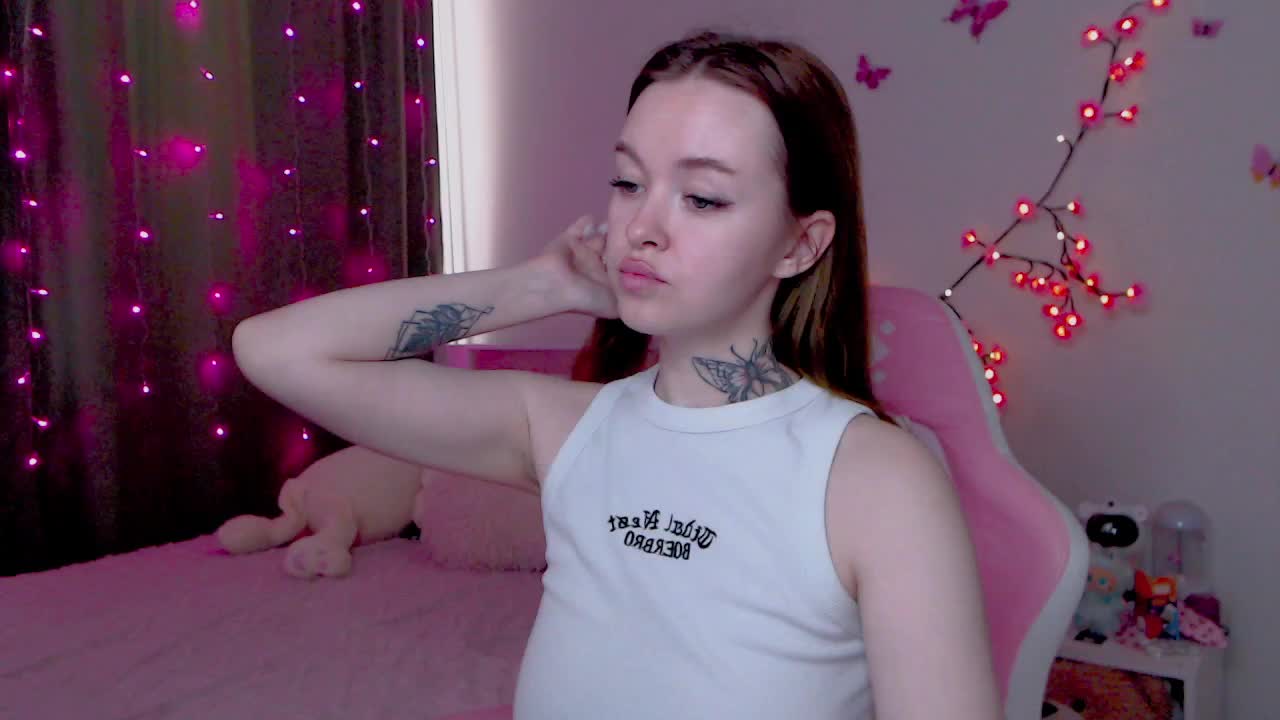 NaughtyMable Adult Chat October 15, 2025