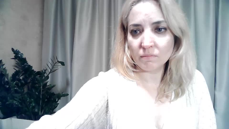 mariska-kiska Adult Chat October 15, 2025