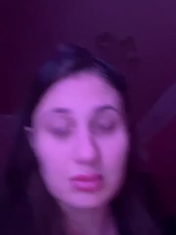 Flossy_Vettie Adult Chat October 15, 2025