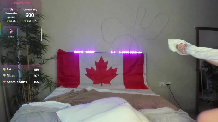 Luna_G0ld Adult Chat October 15, 2025