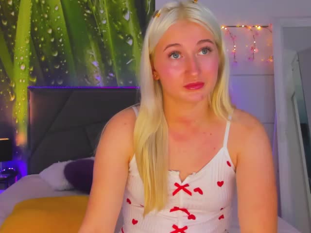 HollyTaillor Adult Chat October 15, 2025