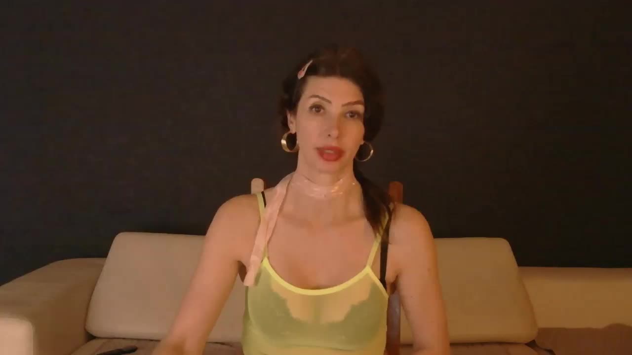 WhiteQueen888 Adult Chat October 15, 2025