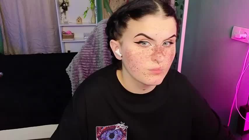 Dark_Shine Adult Chat October 15, 2025