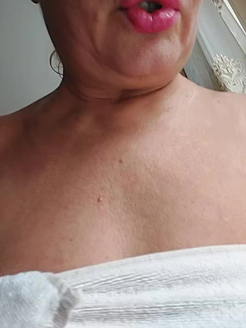 MonaMonako Adult Chat October 15, 2025