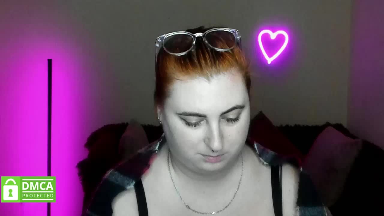 Aliciaredluv Adult Chat October 15, 2025