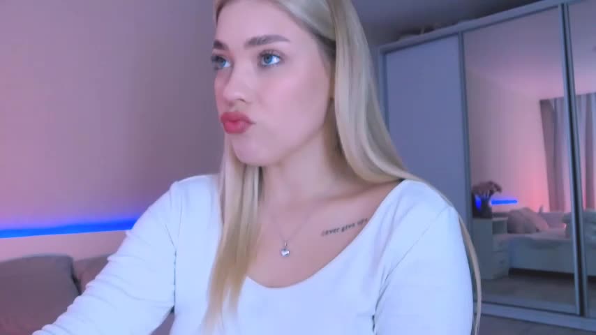 DIANAxxxDIAMOND Adult Chat October 15, 2025